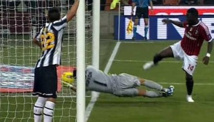  AC米兰争议判罚引发争议  