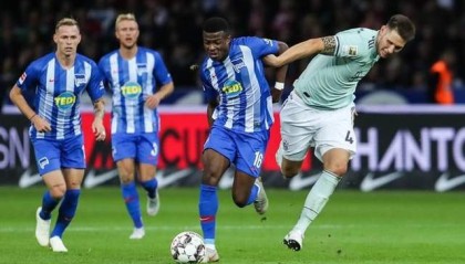  德甲保级大战柏林赫塔惊险续命成功  